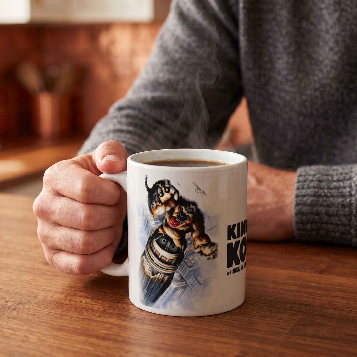 King Kong - Skyscraper Battle Ceramic Mug (11 oz)