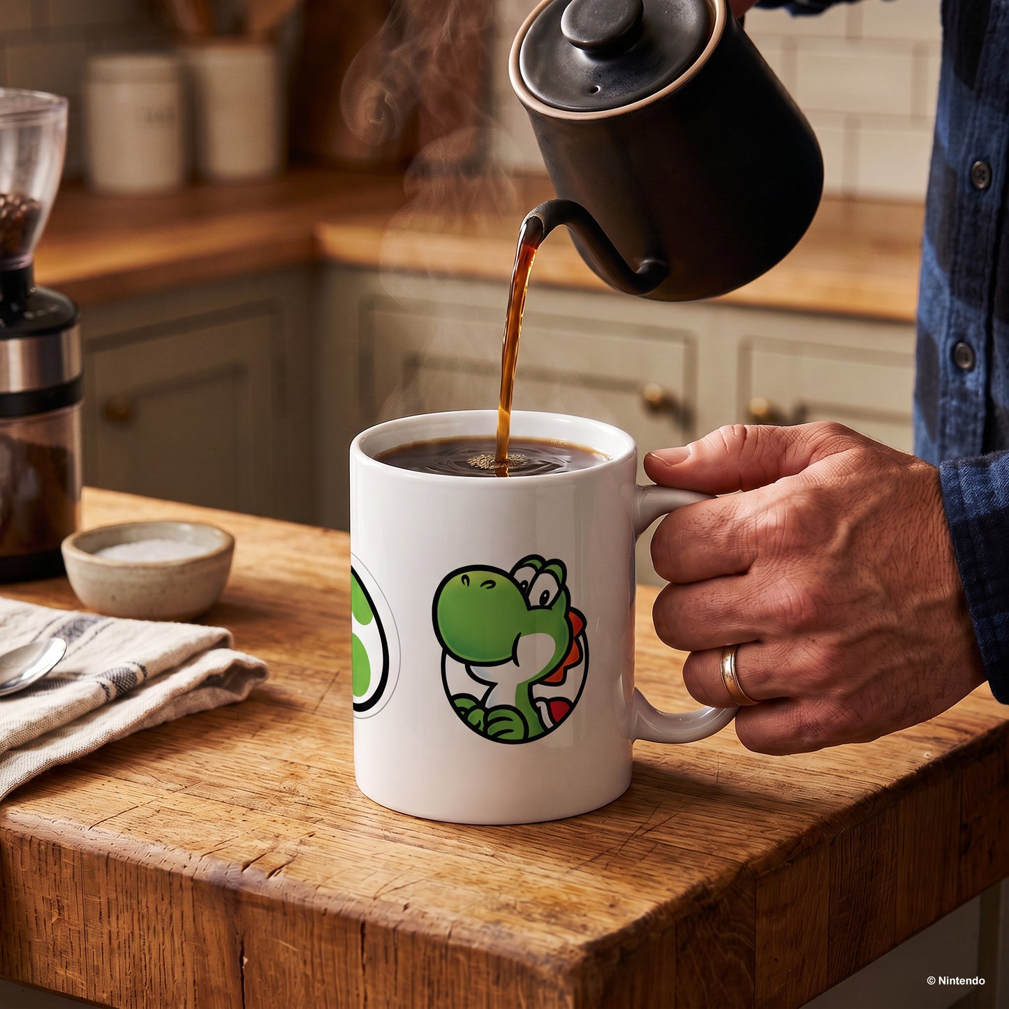 Super Mario - Yoshi Port & Icon - 20 oz Mug