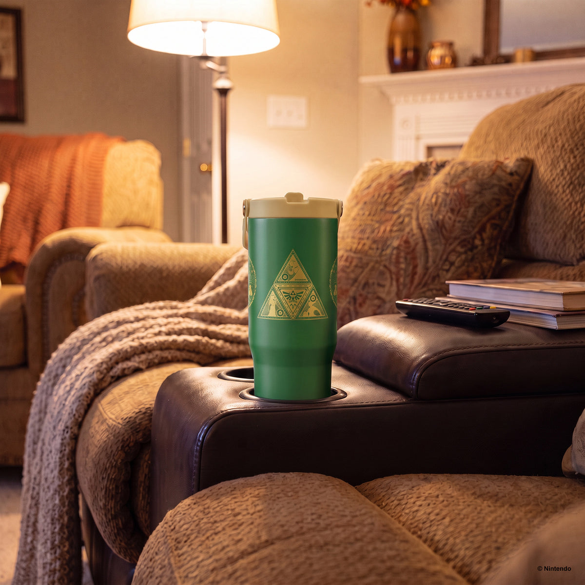 The Legend of Zelda™ – Icons 30oz Flip Straw Tumbler